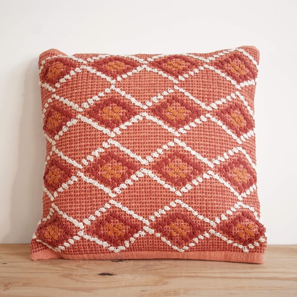 Throw Pillow Pink Bohemian 20 x 20 Cotton Graphic Geometric Accent Pillow NWT - Picture 1 of 5